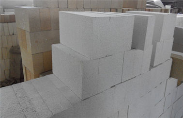 Briques réfractaires isolantes formées blanches de mullite de four avec la haute température