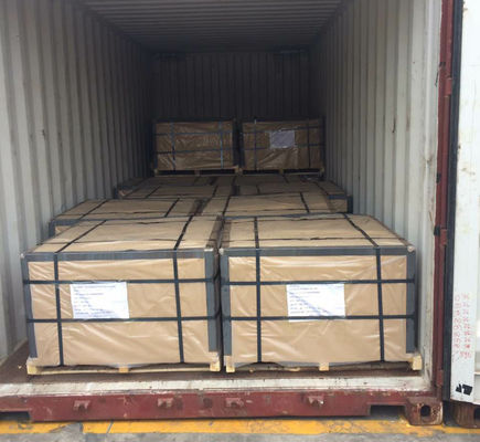 Brique réfractaire pour four à verre