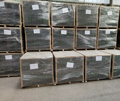 Brique réfractaire pour four à verre