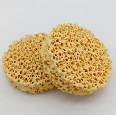 Filtre à mousse en céramique d'alumine à haute poreuse réfractaire Filtres en céramique de zirconium pour fonderie