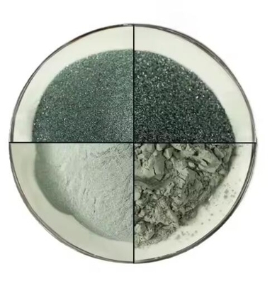 Poudre de carbure de silicium noir vert 98% pureté SiC grès poudre fine pour les réfractaires métallurgiques