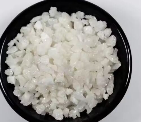 Résistance à l'humidité élevée Alumine blanche fusionnée réfractaire 99% Al2O3 Oxyde d'aluminium de corindon blanc