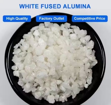 Alumine fondue blanche de haute pureté WFA 99% d'oxyde d'aluminium Corindon avec poudre de carbure de silicium