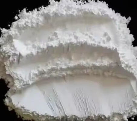 Poudre d'alumine calcinée de qualité réfractaire à bas prix A-Al2o3 Poudre d'alumine calcinée à haute pureté Alpha
