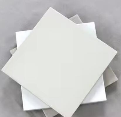 Plaque en céramique de zircone Al2O3 pour four à haute température, application céramique industrielle, découpe et pliage personnalisés