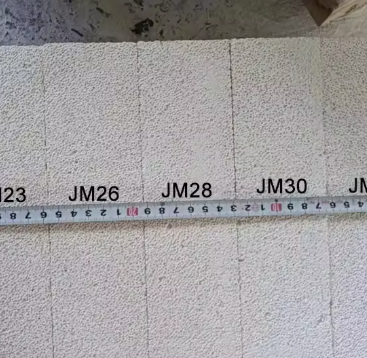 Rongsheng Jm23 Jm26 Jm28 Jm30 brique résistante à la chaleur légère mullite briques réfractaires isolantes pour four et chaudière