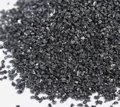 Poudre émeraude de carbure de silicium noir de haute qualité 97-99% Pureté Sic Abrasif réfractaire Polissage de gravier de carbure de silicium