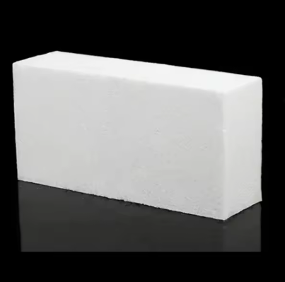 Alumine de haute pureté Corundum fondu en briques mullite à haute température Fourneau de cuisson Corundum mullite briques réfractaires